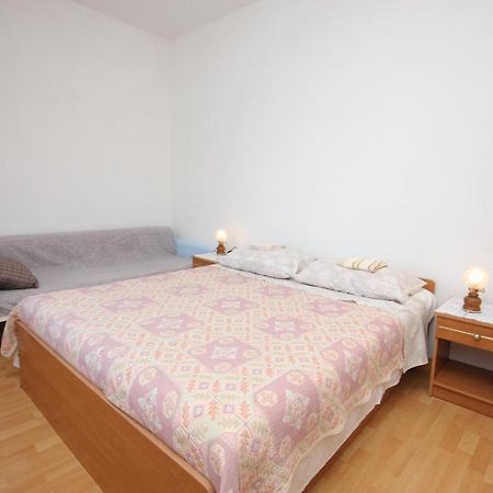 Apartment Savar 8079A Brbinj Luaran gambar