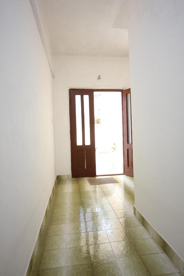 Apartment Savar 8079A Brbinj Luaran gambar