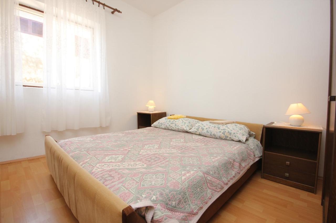 Apartment Savar 8079A Brbinj Luaran gambar